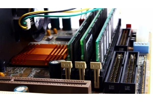 工业4G/5G通信技术对比 ——从Cat.1到URLLC，讲透每一层